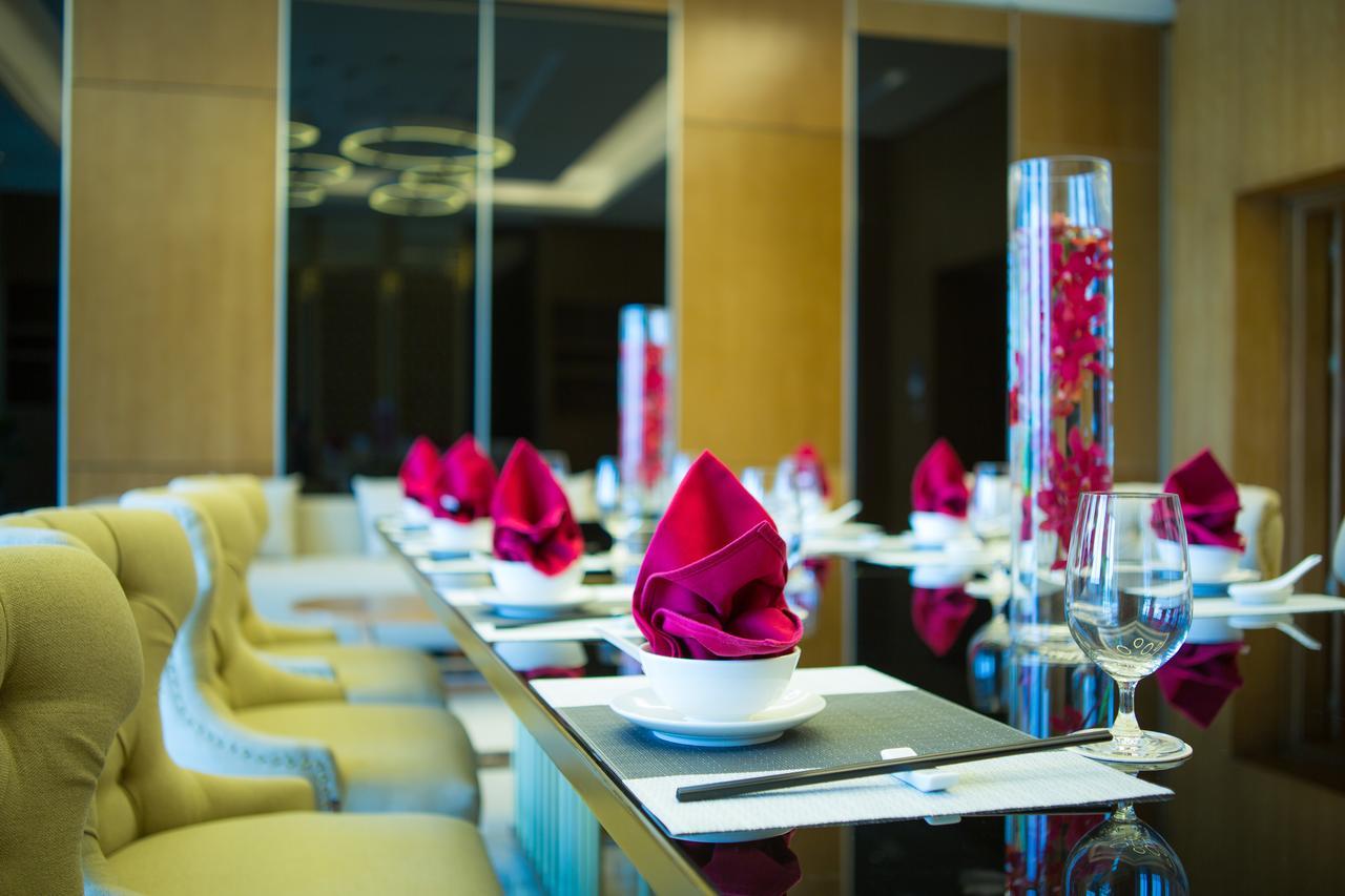 Muong Thanh Luxury Da Nang Hotel Exterior foto